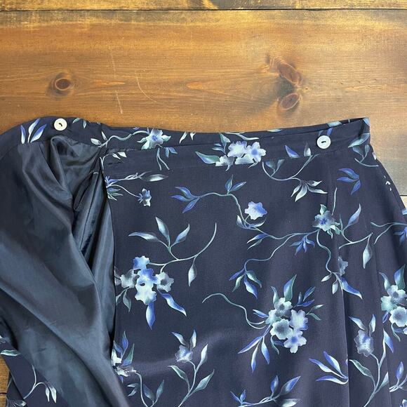 90s Petite Sophisticate Navy Dark Floral Faux Wrap Mini Skirt Silk Women's 6 - Picture 7 of 8